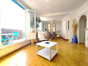 Charmant appartement lumineux - Dernier étage avec balcon - Proche centre-ville